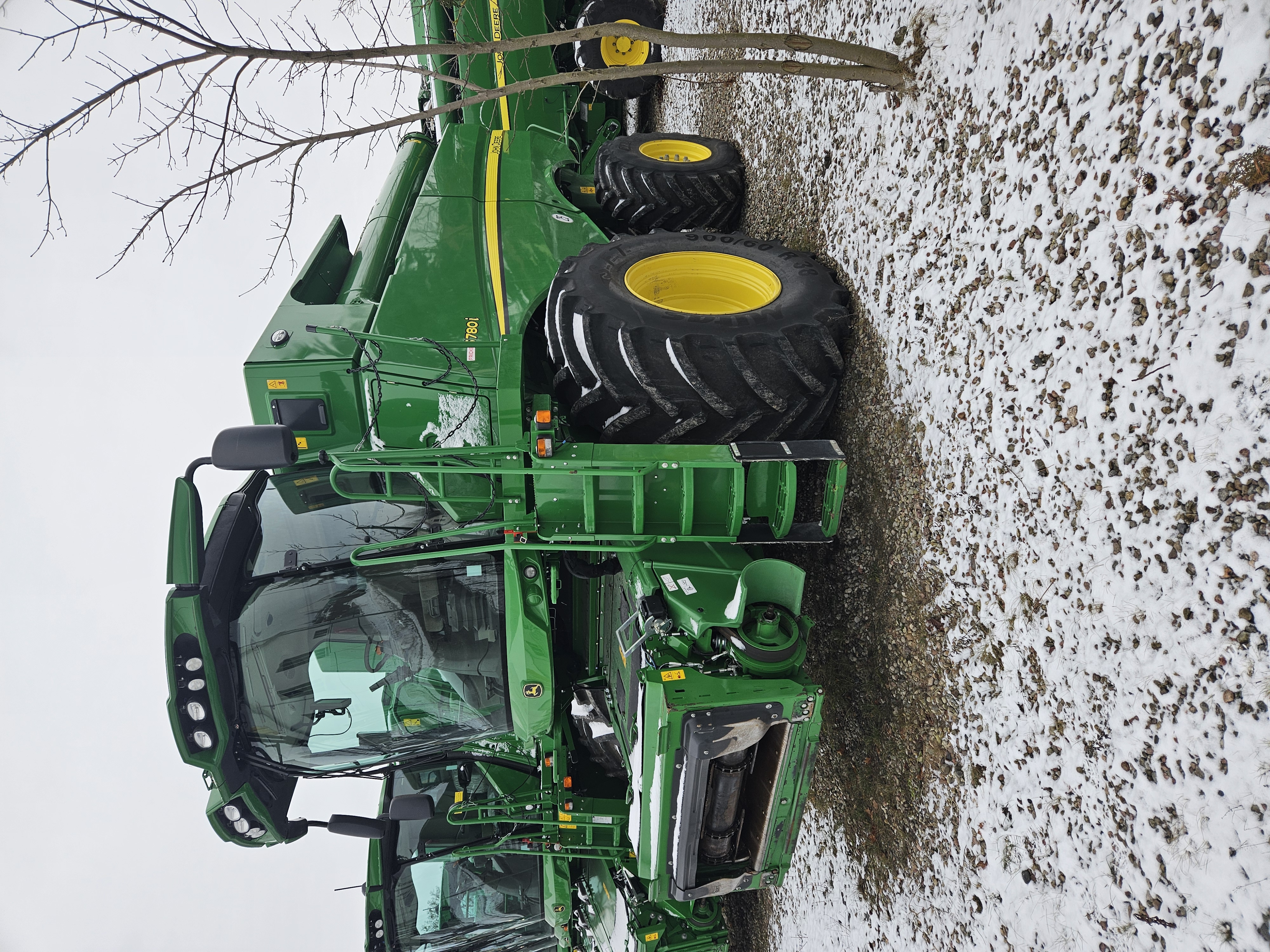 John Deere S780 - Combinez