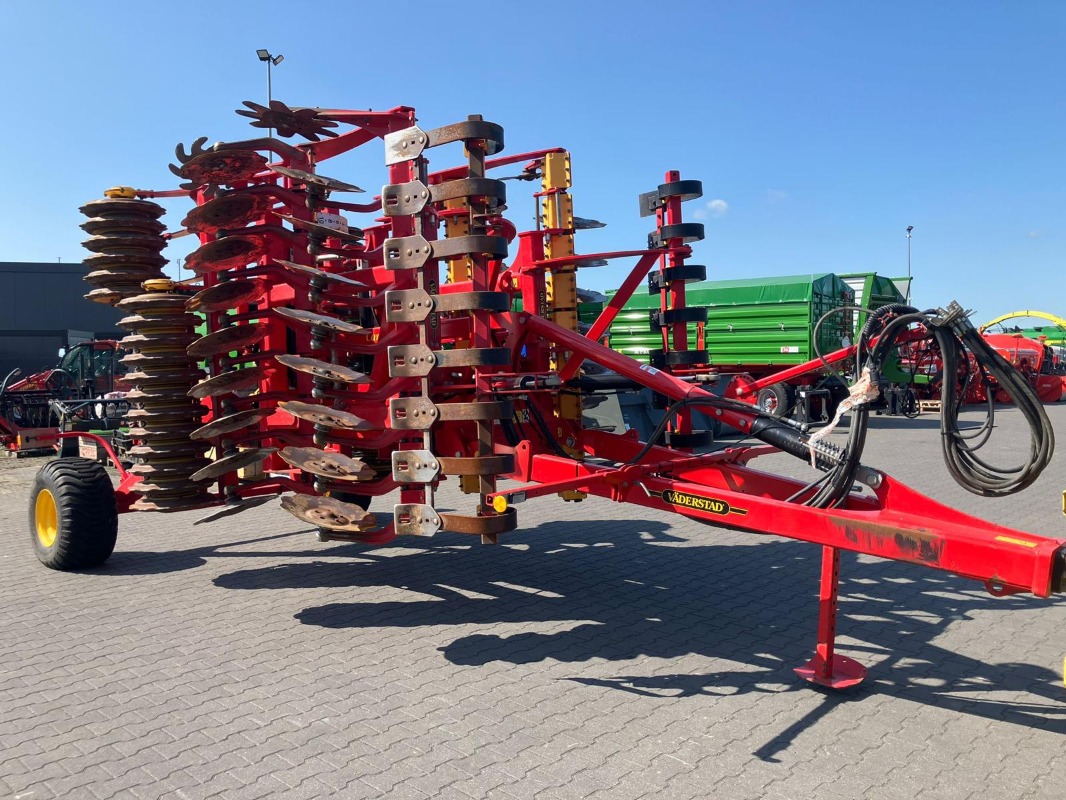 Väderstad CARRIER 425 XL - Outils de travail du sol - Herse à disques courts