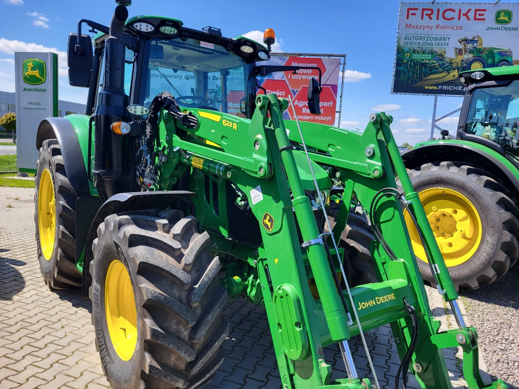 John Deere 6120M - Ciągnik