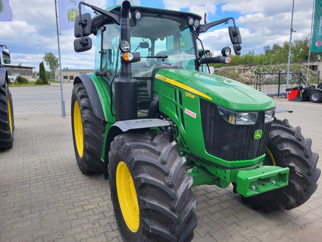 John Deere 5115M - Ciągnik