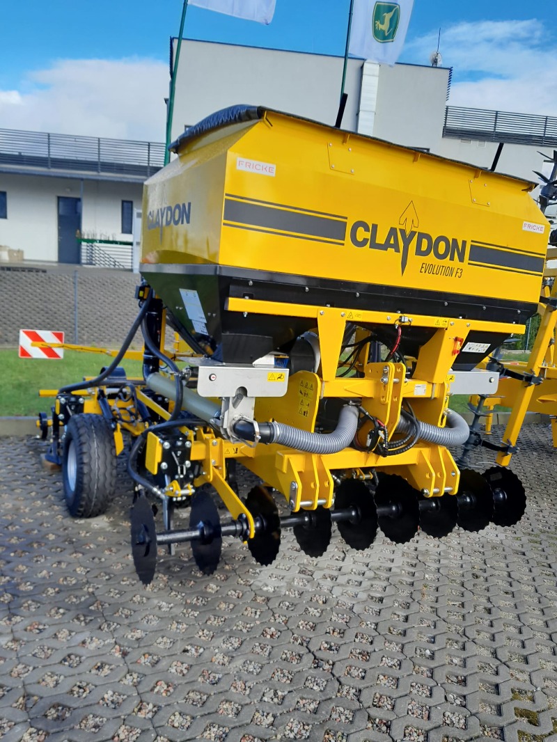 Claydon F3EVO - Technika siewu - Siewnik