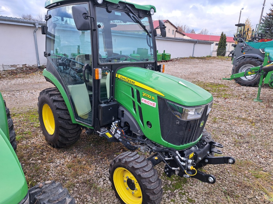 John Deere 2032R - Tracteur