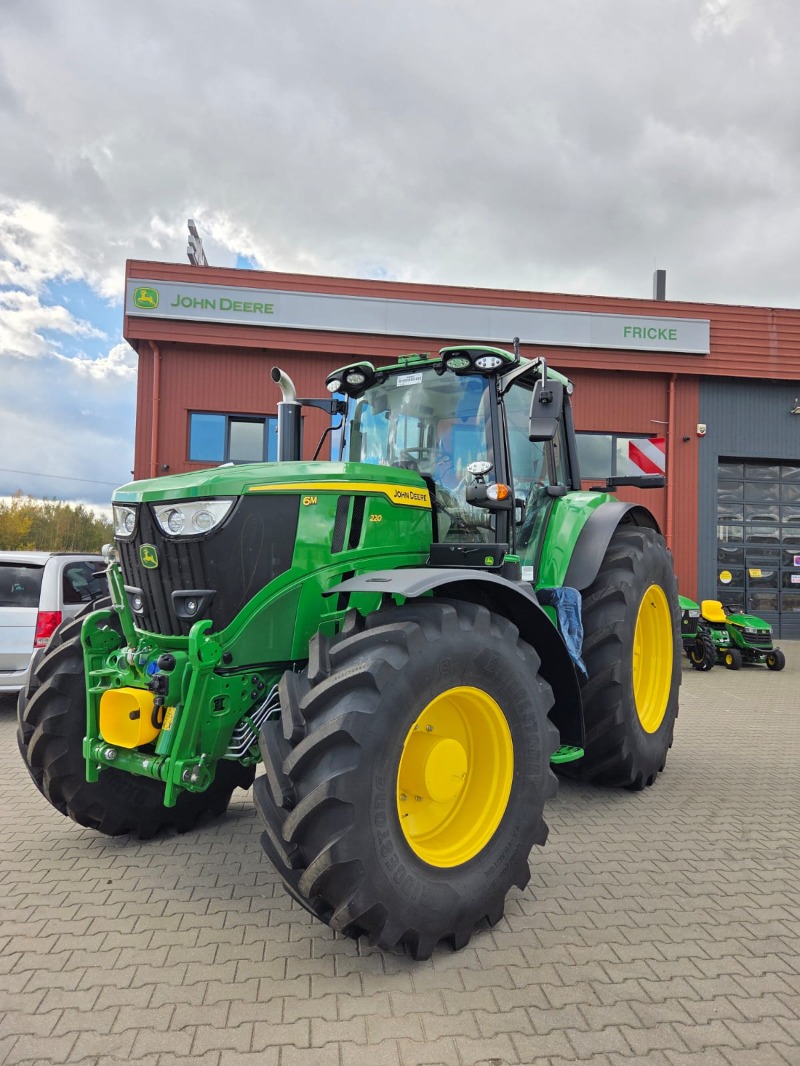 John Deere 6M 220 - Tracteur